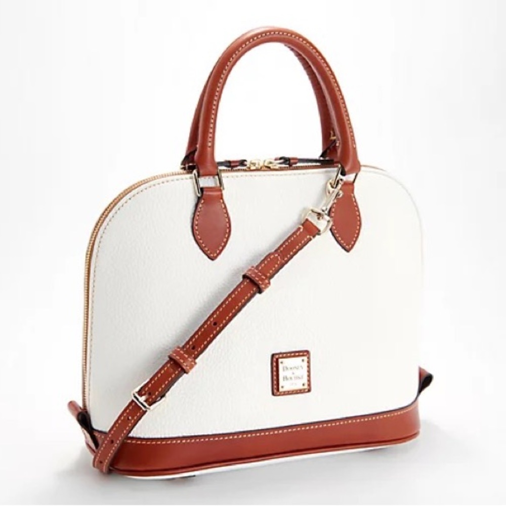 Dooney & Burke Bag Never Used🎉🎉🎉🎉🎉🎉🎉🎉🎉🌸🌸🌸🎉🌸🎉🎉